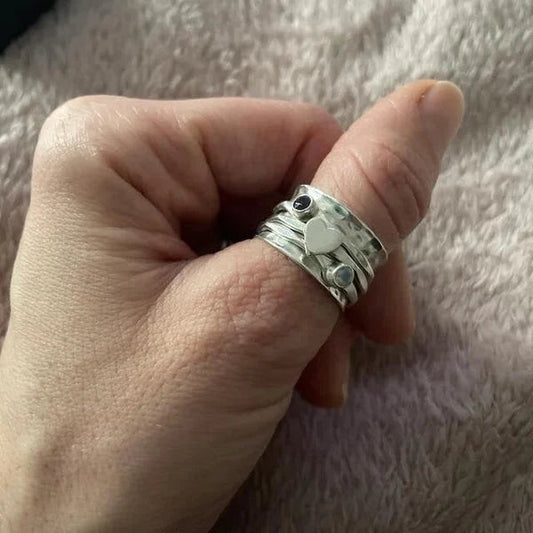 ハーツスピナーリング：優雅さと愛のひととき