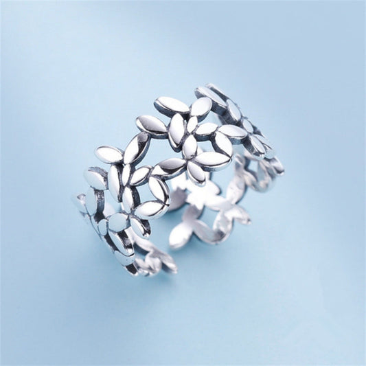 高品質なスターリングシルバー製のエレガントな調節可能なアイビーリング