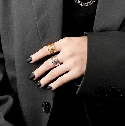 エレガントな18金ゴールドメッキの森スタイルリング