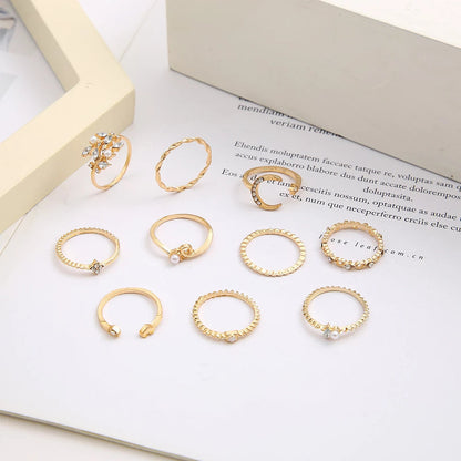 10個の exquisite ボヘミアンシルバーとゴールドリングのセット