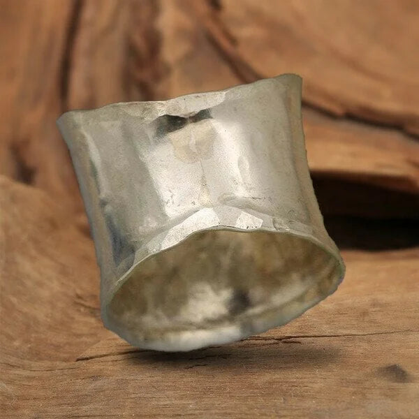 生き生きとしたデイジーのワイドリング