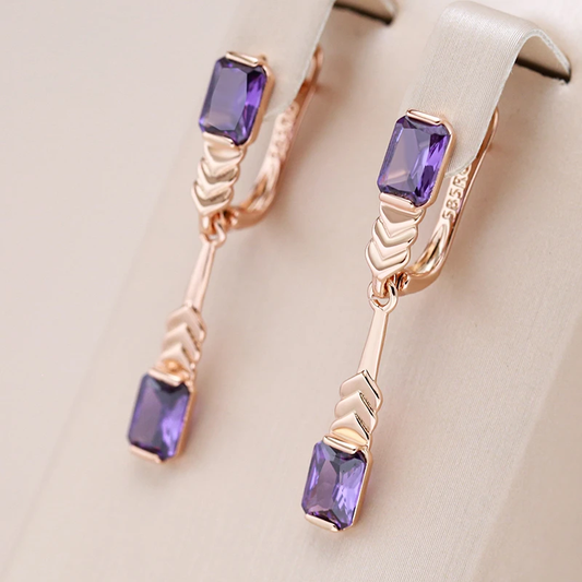 エレガンスを感じさせるエキ exquisite violetteクリスタルイヤリング