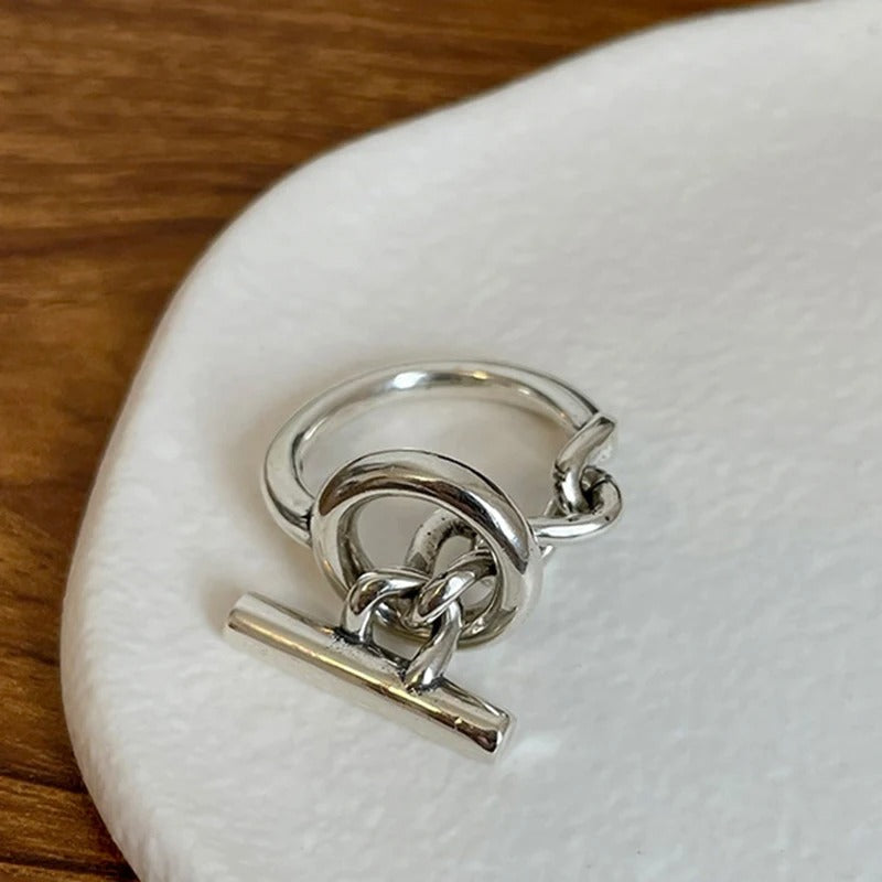 高品質925スターリングシルバー製のエレガントな調整可能なデザインリング