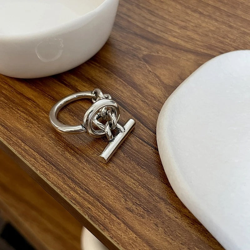 高品質925スターリングシルバー製のエレガントな調整可能なデザインリング